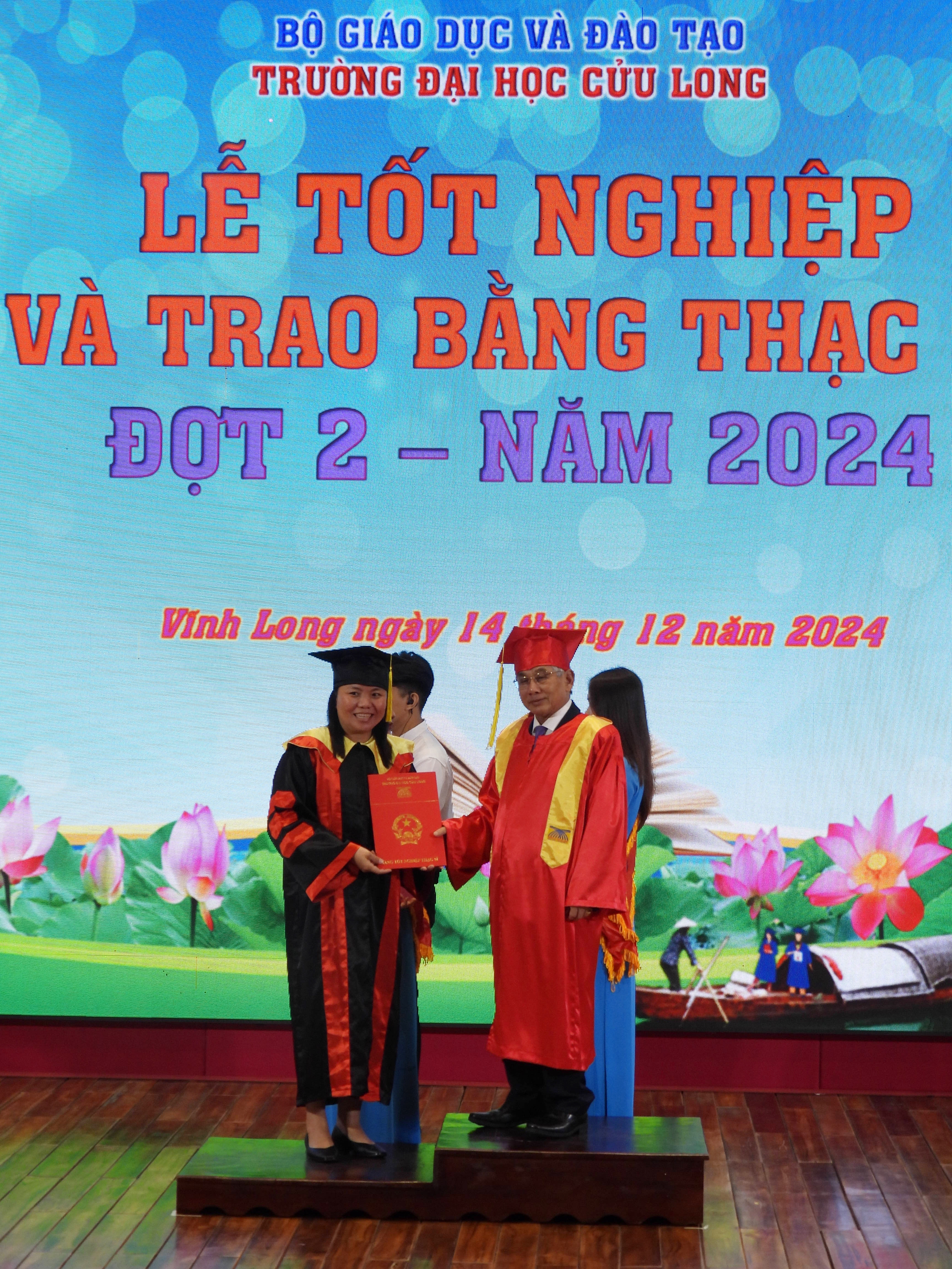 81 tân thạc sĩ của Trường ĐH Cửu Long- Ảnh 5.